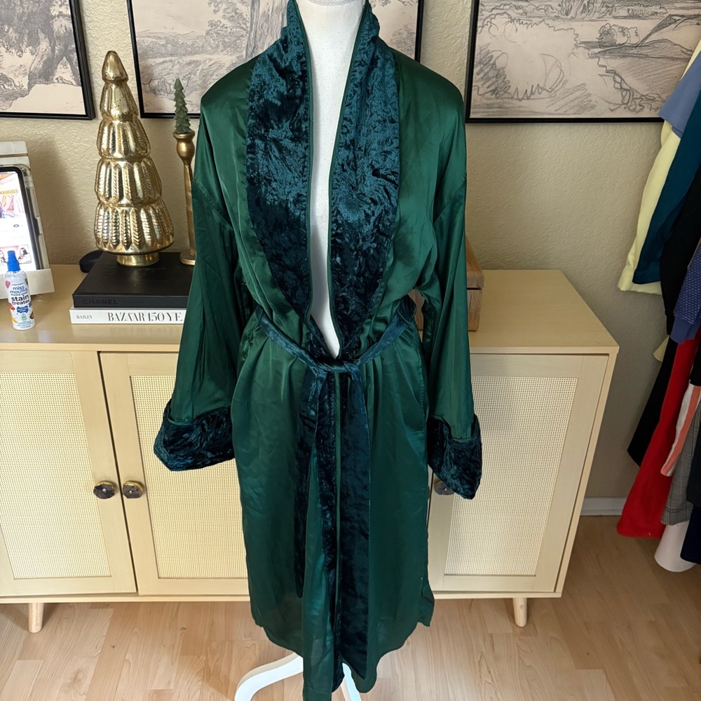 ANTHROPOLOGIE Sleek Floral Sequin & Embroidered Robe in Emerald Green Size S / M - Picture 4 of 8